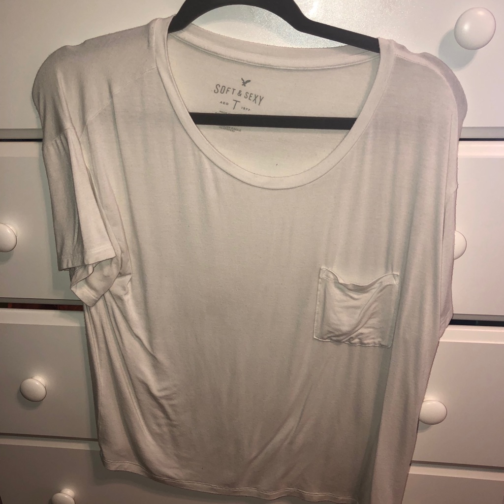 White American Eagle T-Shirt